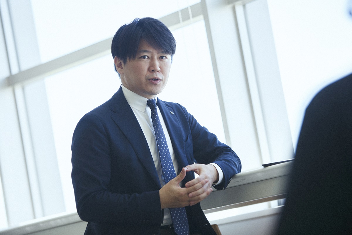 株式会社フォクスター西村社長