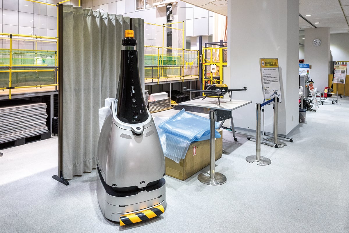 鉄道事業者向け警備ロボット「Perseusbot」