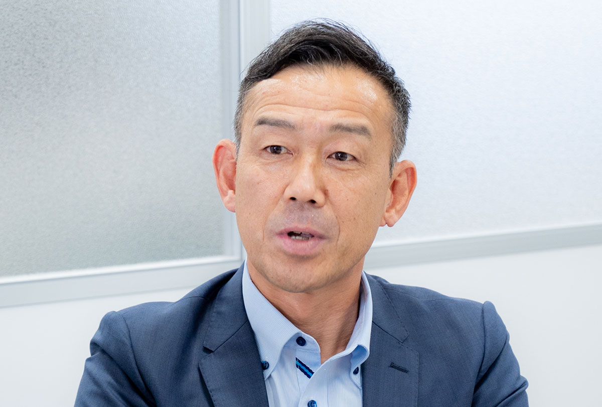 企業立地課 企画・誘致推進班 企業誘致推進役  安達 博之氏