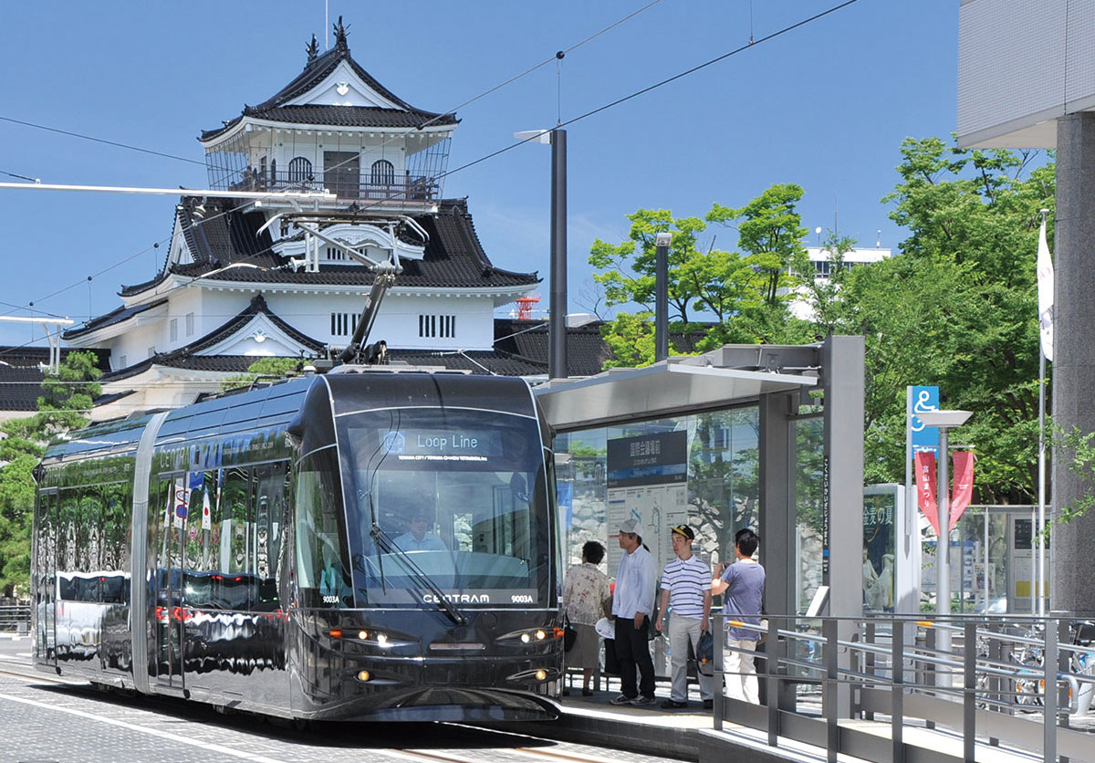 富山市