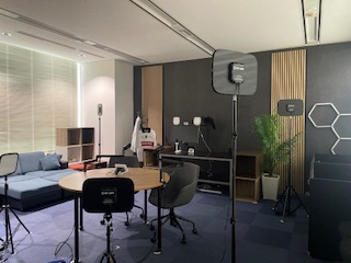 株式会社プレイブレーン