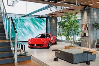 MAZDA TRANS AOYAMA|店舗出店ケーススタディ〖CBRE〗 MAZDA TRANS AOYAMA|店舗出店ケーススタディ〖CBRE〗