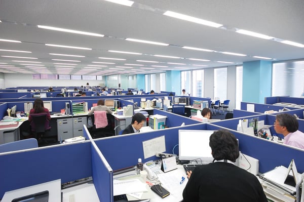 オフィス移転プロジェクト事例 /株式会社住友電装株式会社損保ジャパン・アセットマネジメント株式会社 / オフィス