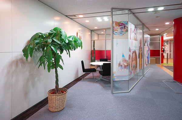 オフィス移転プロジェクト事例 /イメーション株式会社 / 来客ブース