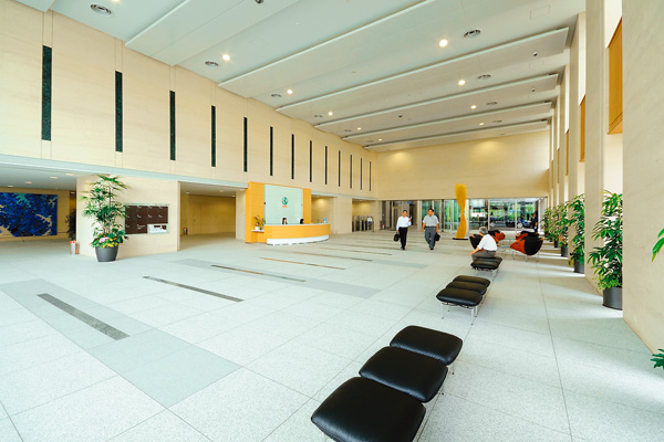 オフィス移転プロジェクト事例 /りそな銀行 / 受付