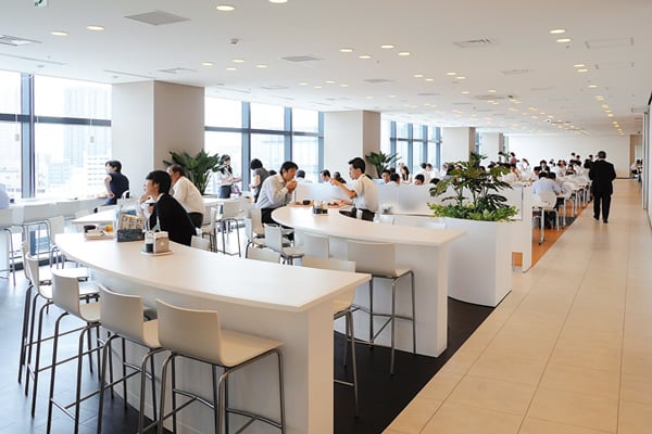 オフィス移転プロジェクト事例 /りそな銀行 / 社員食堂