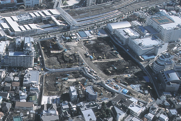 明電舎地区(2005年1月東京都撮影) 着工直前の大崎駅西口明電舎地区