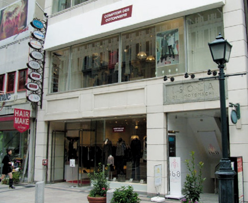 コントワー・デ・コトニエ路面店・外観