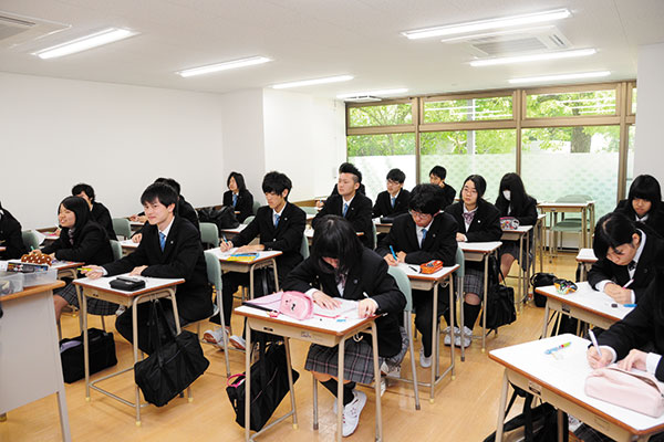 キャンパス
