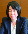 小出 敦子氏