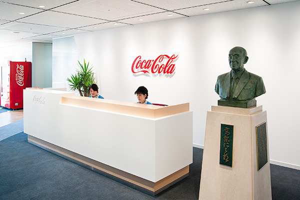 オフィス移転プロジェクト事例 / 東京コカ・コーラボトリング株式会社 受付