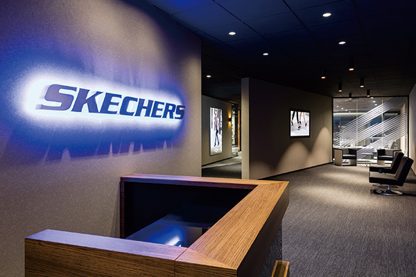 skechers
