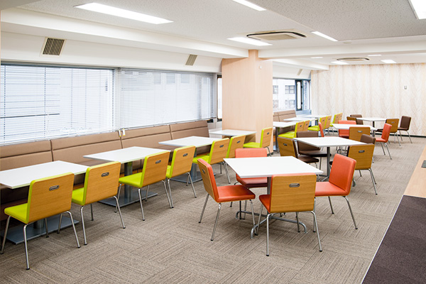 オフィス移転プロジェクト事例 / 株式会社東洋経済新報社 コミュニケーションスペース