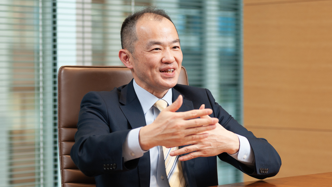 農林中央金庫 不動産投資部長 栗山 敏一 氏